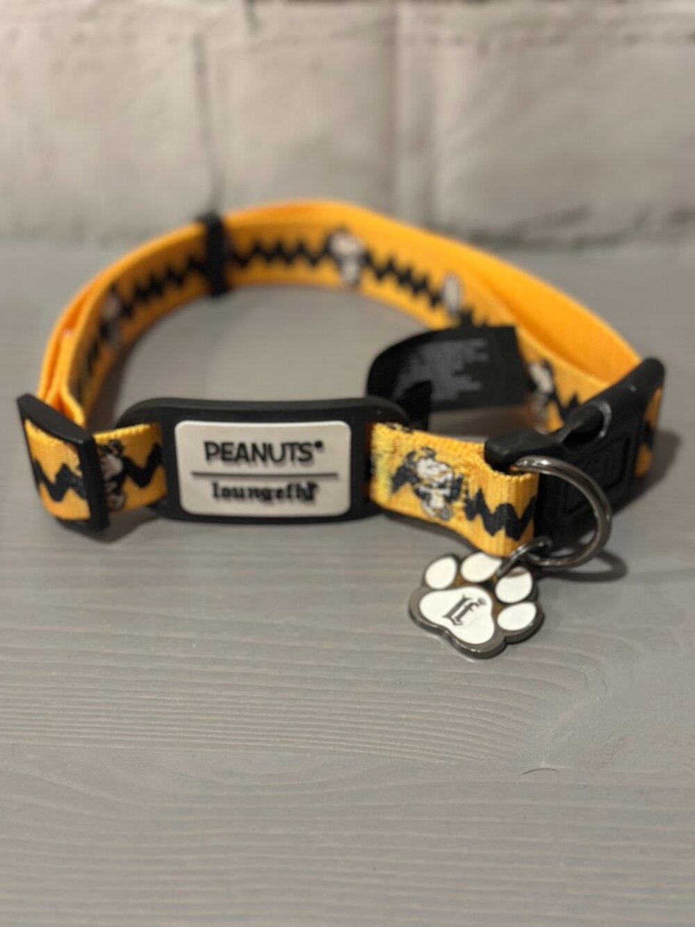Loungefly Peanuts 75th Anniversary Snoopy Dog Collar (Large) NWOT